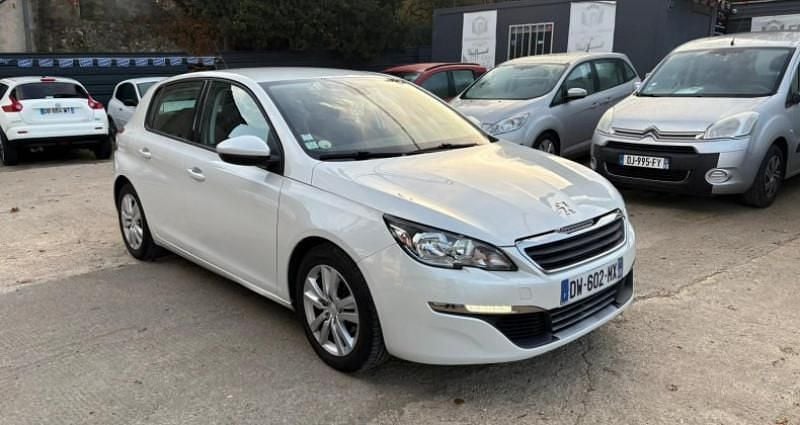 Occasion Peugeot 308 Active 92 ch (67 kW) 2014 Blanc Berline