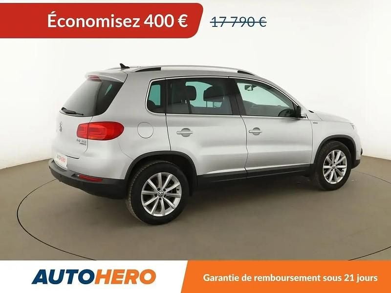 Gris Occasion 2015 VW Tiguan LOUNGE SUV | 17 390 € (Prix juste) - Image 1/2