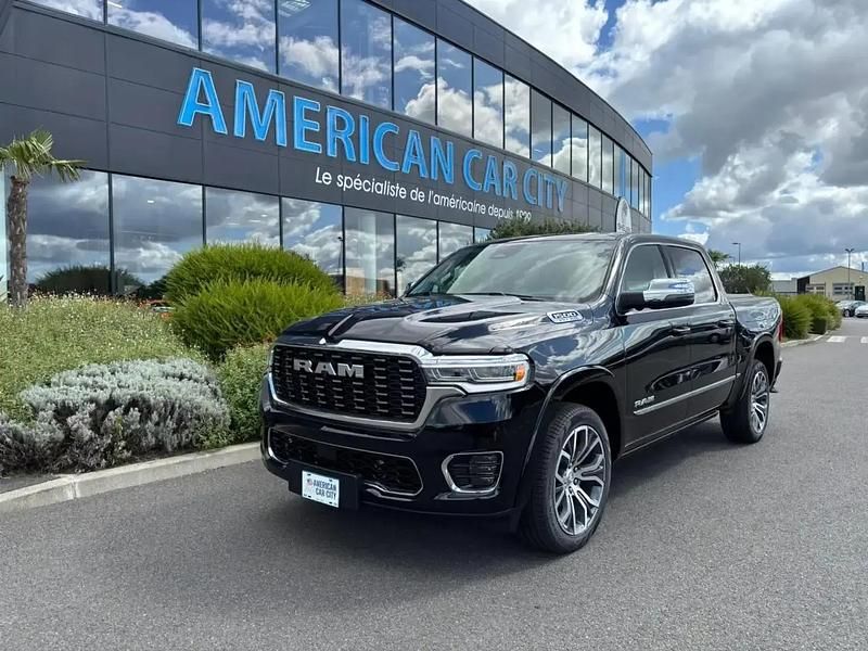 Noir Nouvelle 2025 Dodge Ram Pick-up | 114 990 € (Prix cher) - Image 1/4