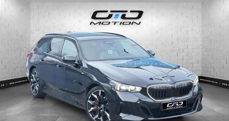 Occasion 2024 BMW 550e M Sport Break | 86 990 € (Prix juste) - Image 1/4