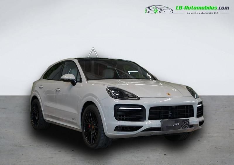 Utilisé 2023 Porsche Cayenne GTS SUV | 119 400 € (Prix juste) - Image 1/4