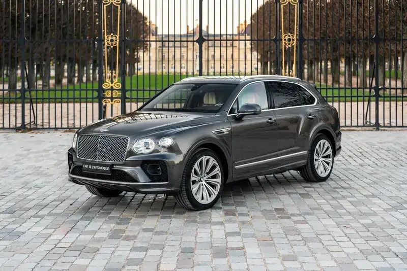 Brun Utilisé 2023 Bentley Bentayga SUV | 234 500 € (Prix juste) - Image 1/4