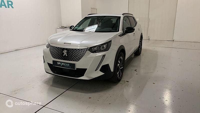 Blanc Utilisé 2022 Peugeot e-2008 Allure SUV | 18 499 € (Prix juste) - Image 1/4