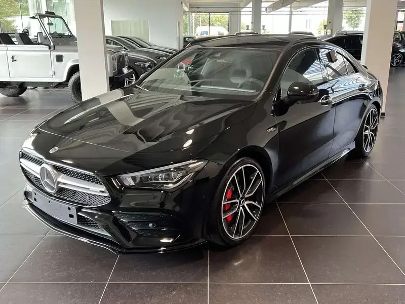 Noir Utilisé 2022 Mercedes CLA35 AMG AMG Coupé | 52 950 € (Prix juste) - Image 1/4