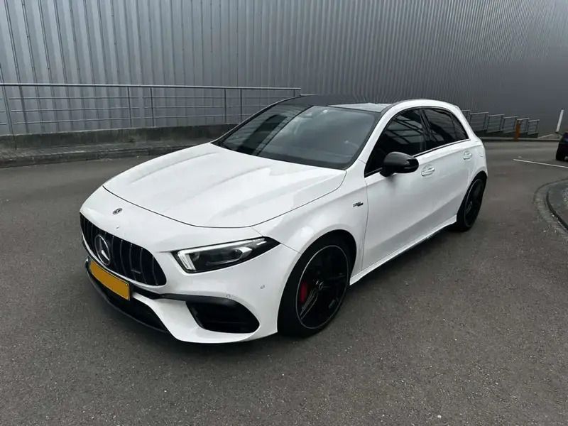 Blanc Utilisé 2022 Mercedes A45 AMG AMG Citadine | 44 900 € - Image 1/4