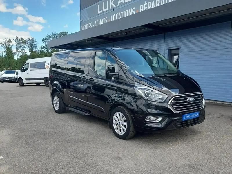 Noir Utilisé 2022 Ford Tourneo Custom Titanium Van | 39 600 € - Image 1/4