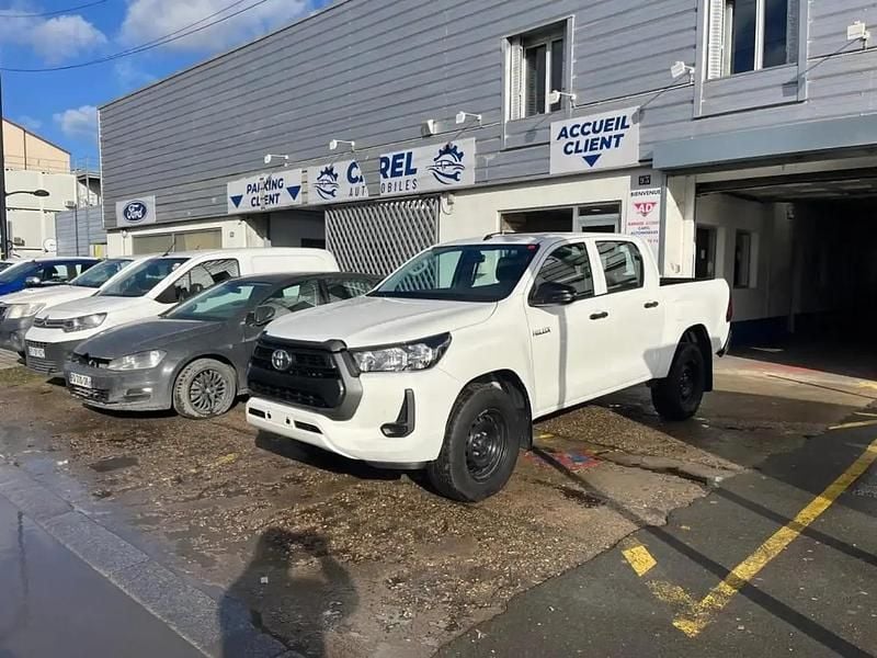 Occasion Toyota HiLux 150 ch (110 kW) 2022 Blanc Pick-up