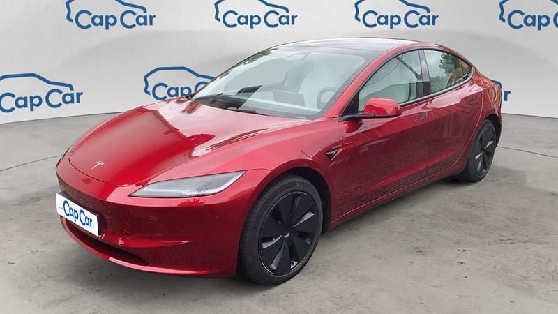 Utilisé 2024 Tesla Model 3 Standard Range Berline | 29 990 € (Prix juste) - Image 1/3