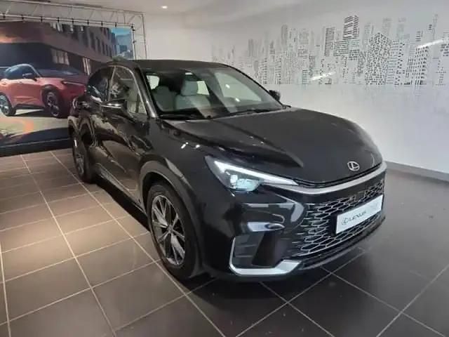 Noir intense métallisé Occasion 2024 Lexus LBX SUV | 30 490 € (Prix juste) - Image 1/4