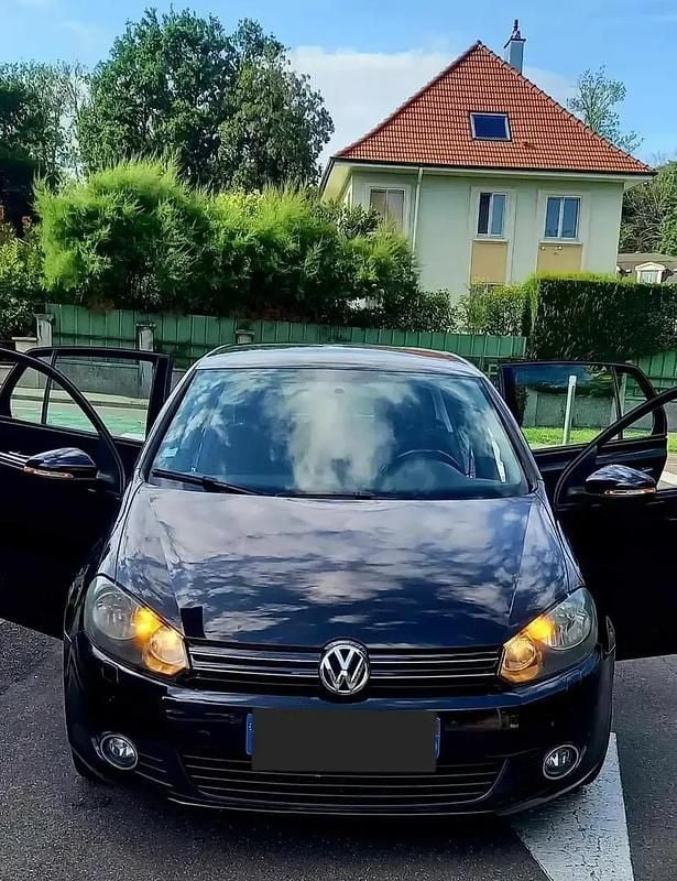 Utilisé 2009 VW Golf VI Trendline Berline | 6 000 € (Prix assez cher) - Image 1/4