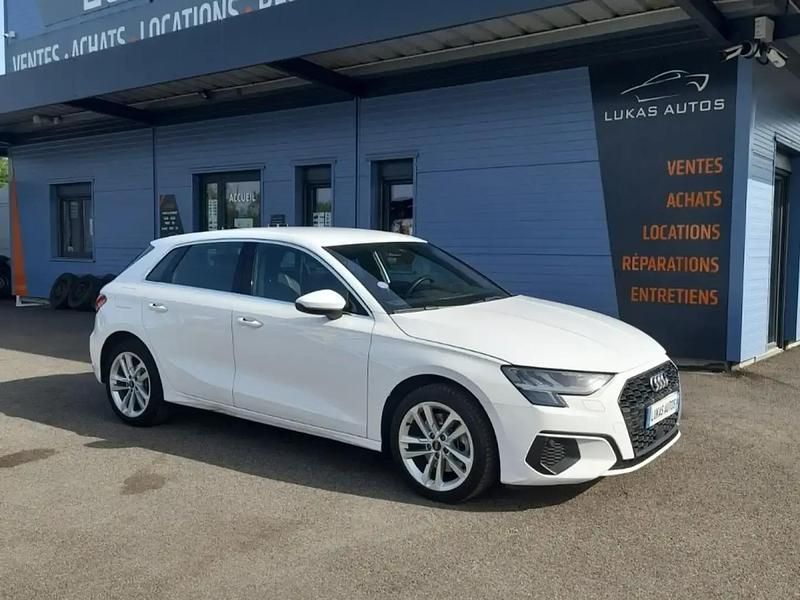 Blanc Utilisé 2022 Audi A3 e-tron Design Citadine | 23 490 € (Bon prix) - Image 1/4