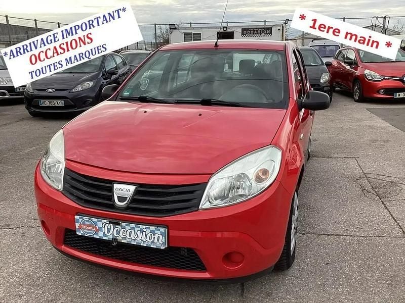 Rouge Utilisé 2009 Dacia Sandero SUV | 4 450 € (Super prix) - Image 1/4