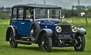 Bleu Occasion 1970 Rolls Royce Ghost Berline | 103 806 € - Image 1/4