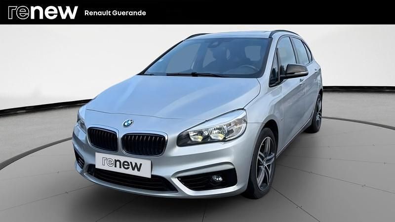 Blanc Occasion 2017 BMW 216 Active Tourer Sport Line Monospace | 14 990 € (Prix juste) - Image 1/4