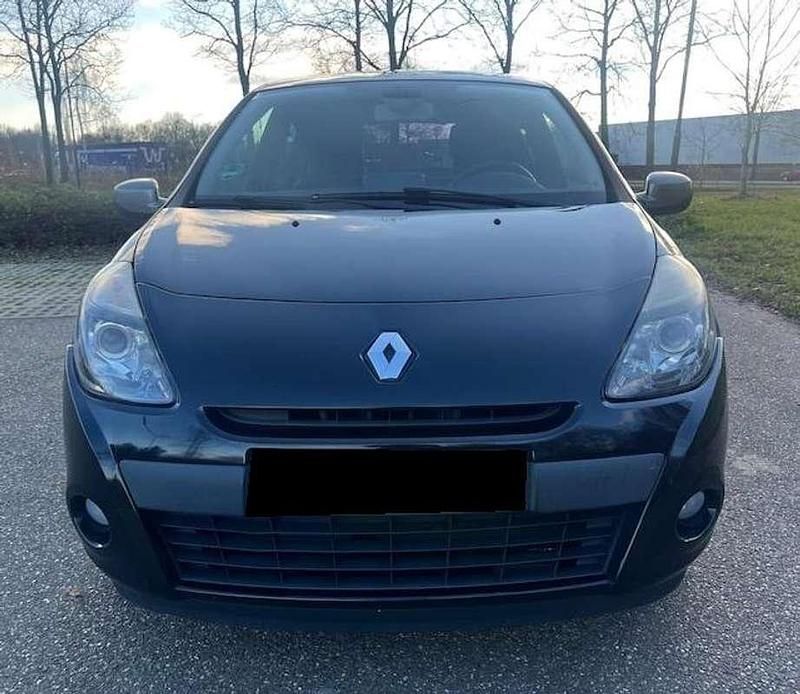 Occasion Renault Clio III 90 ch (66 kW) 2012 Berline