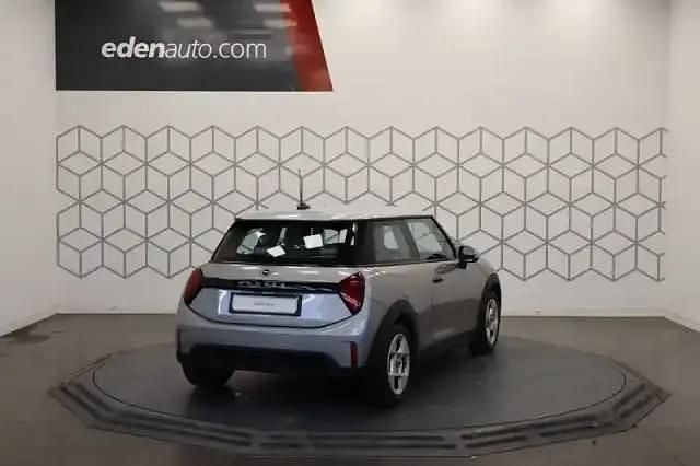 Occasion Mini Cooper Classic 156 ch (114 kW) 2024 Melting silver iii Citadine