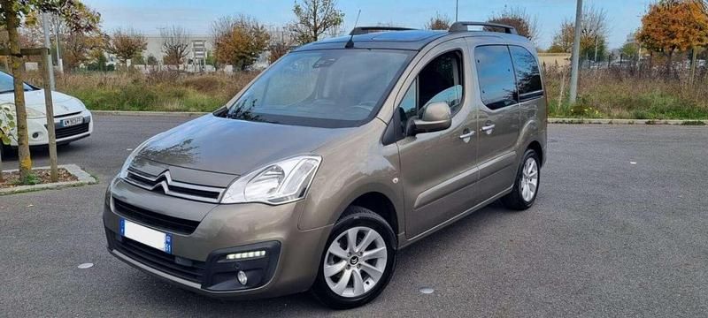 Occasion Citroën Berlingo Feel 101 ch (74 kW) 2017 Monospace