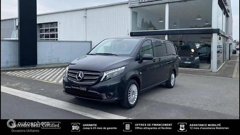 Gris Utilisé 2023 Mercedes Vito Monospace | 49 599 € (Prix juste) - Image 1/4