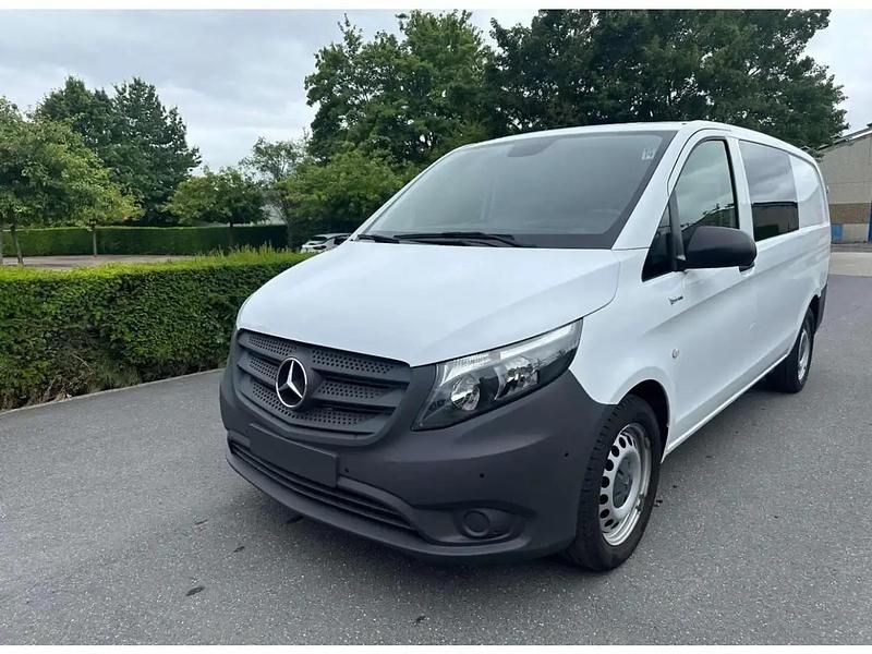Blanc Utilisé 2021 Mercedes Vito Monospace | 26 900 € (Prix juste) - Image 1/4