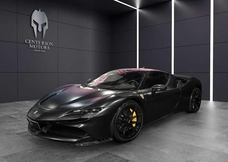 Occasion Ferrari SF90 2021 Noir Coupé