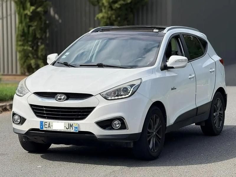 Blanc Utilisé 2016 Hyundai ix35 Premium SUV | 9 990 € (Prix juste) - Image 1/4