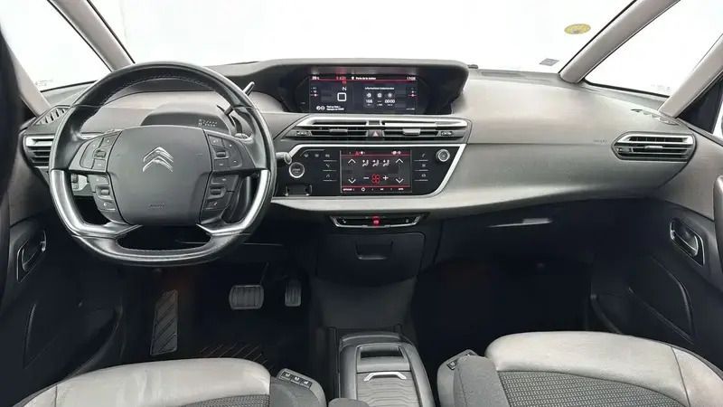 Image 3/4