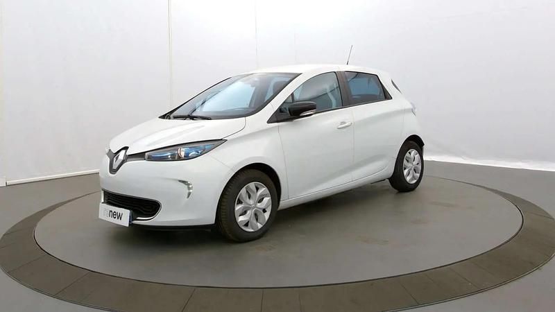 Blanc glacier Utilisé 2015 Renault Zoe Life Citadine | 5 880 € (Prix juste) - Image 1/4