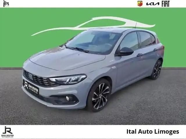 Gris metropoli pastel Utilisé 2021 Fiat Tipo Sport Berline | 15 490 € - Image 1/4