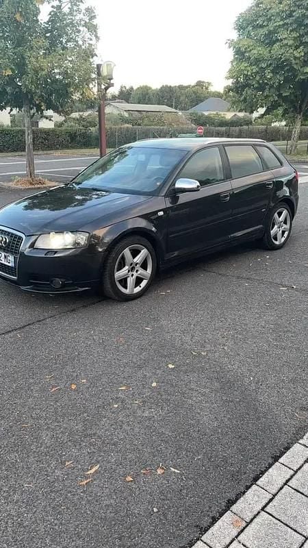 Utilisé 2004 Audi A3 Sportback S-Line Berline | 7 500 € (Prix juste) - Image 1/4