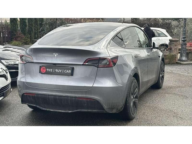 Occasion Tesla Model Y Standard Range 119 kW (163 ch) 2024 SUV