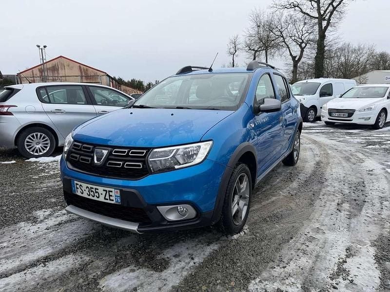 Occasion Dacia Sandero Stepway 95 ch (69 kW) 2020 Bleu Berline