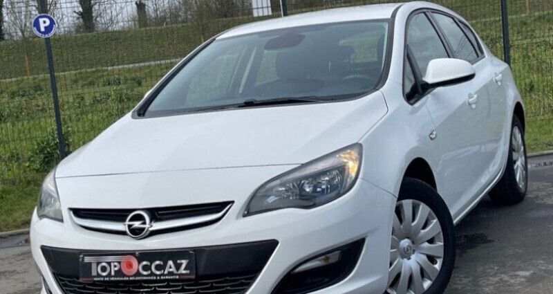 Utilisé 2017 Opel Astra Innovation Berline | 9 990 € (Prix juste) - Image 1/4