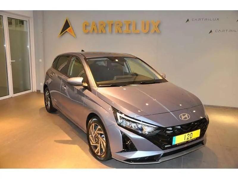 Bleu Nouvelle 2025 Hyundai i20 Berline | 22 461 € (Prix assez cher) - Image 1/4