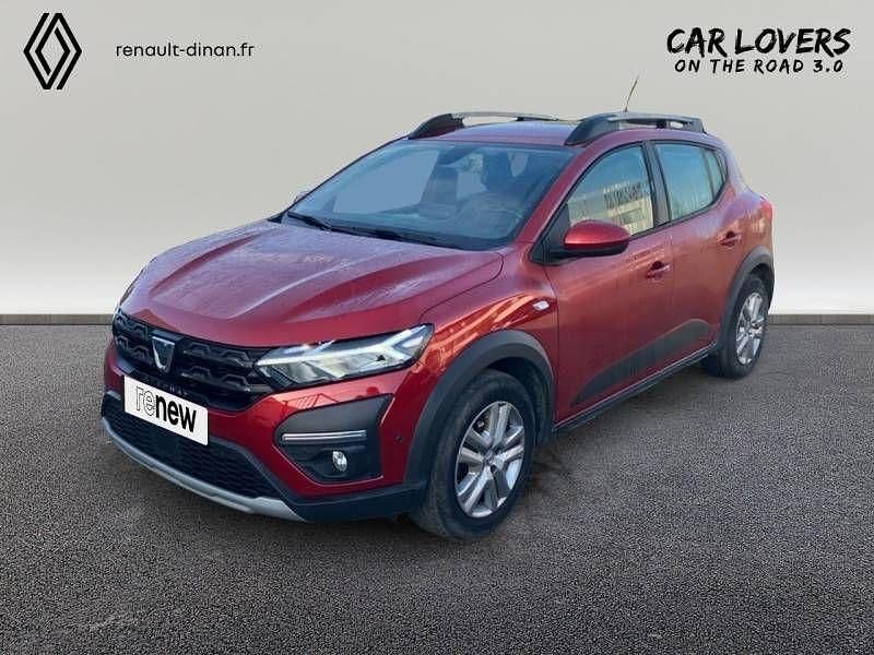 Rouge Utilisé 2022 Dacia Sandero Comfort Citadine | 14 290 € (Prix juste) - Image 1/4