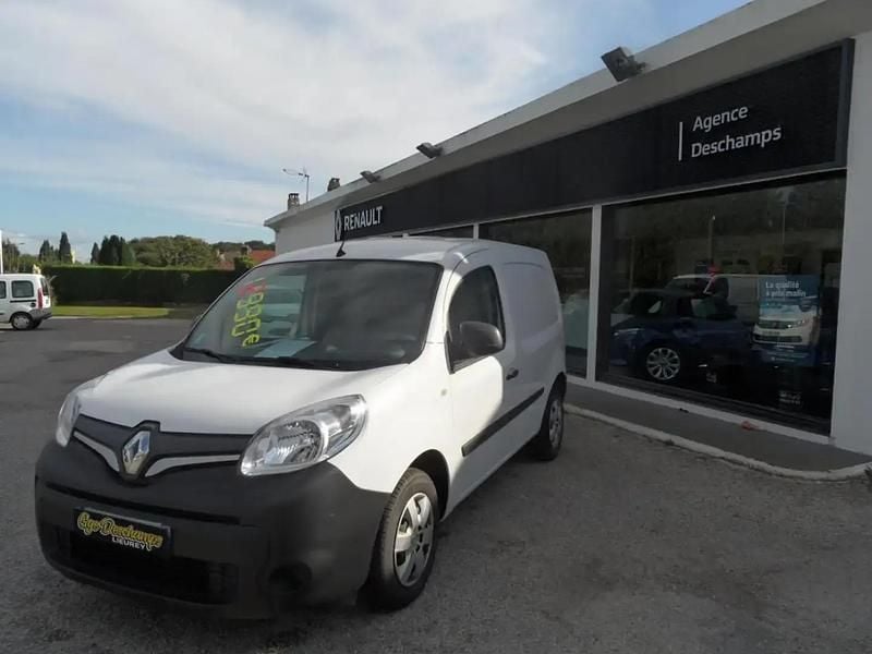 Noir Occasion 2020 Renault Kangoo Monospace | 12 990 € (Prix juste) - Image 1/4