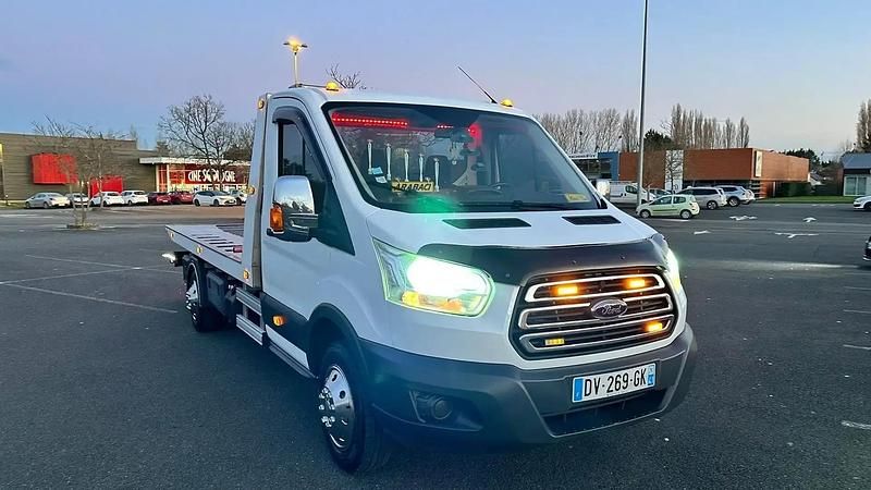 Blanc Utilisé 2015 Ford Transit Ambiente Van | 39 990 € - Image 1/4