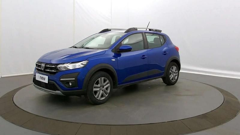 Bleu Utilisé 2022 Dacia Sandero Comfort Citadine | 13 990 € (Prix juste) - Image 1/4
