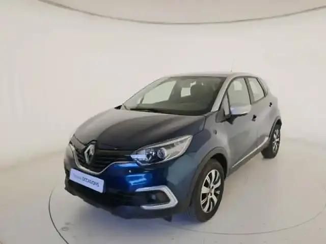 Bleu Utilisé 2019 Renault Captur Business SUV | 11 699 € (Bon prix) - Image 1/4