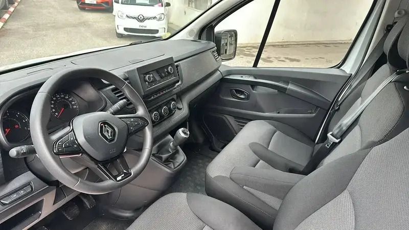 Blanc Utilisé 2022 Renault Trafic Van | 19 990 € (Bon prix) - Image 1/2
