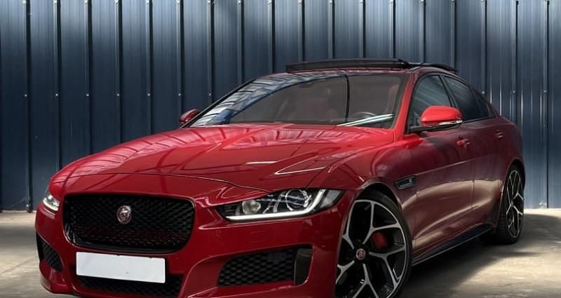 Utilisé 2016 Jaguar XE S Berline | 32 490 € - Image 1/4