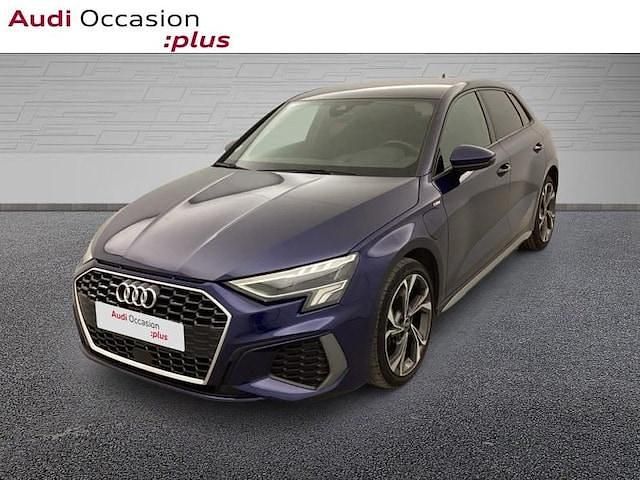 Bleu navarre métallisé Occasion 2023 Audi A3 Sportback e-tron S-Line Citadine | 28 490 € (Super prix) - Image 1/4