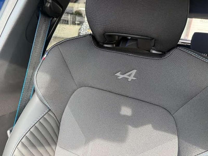 Occasion Renault Clio V Esprit Alpine 90 ch (66 kW) 2024 Bleu Berline