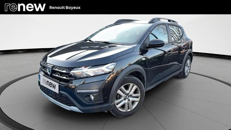 Noir Occasion 2022 Dacia Sandero Essentiel Citadine | 13 990 € (Prix juste) - Image 1/4