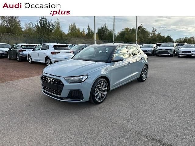 Gris flèche nacré noir mythe métallisé Utilisé 2026 Audi A1 Sportback Design Citadine | 29 490 € - Image 1/4