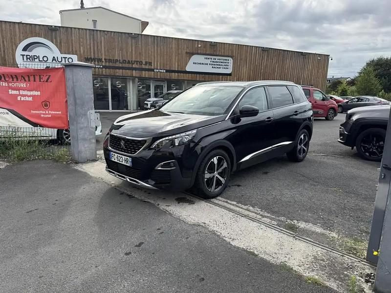 Noir Utilisé 2018 Peugeot 5008 Allure Monospace | 17 990 € (Prix juste) - Image 1/4
