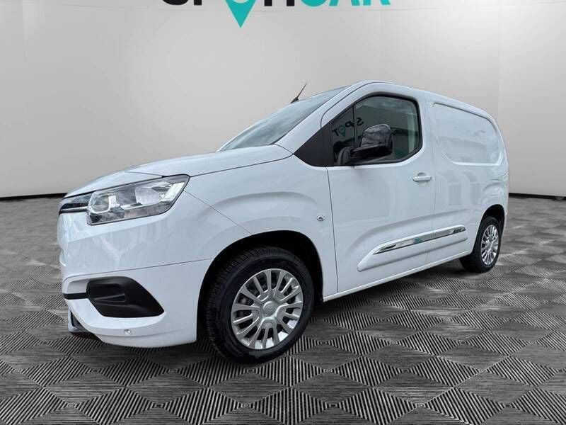 Blanc Utilisé 2023 Toyota Proace City Van | 19 990 € (Prix juste) - Image 1/3