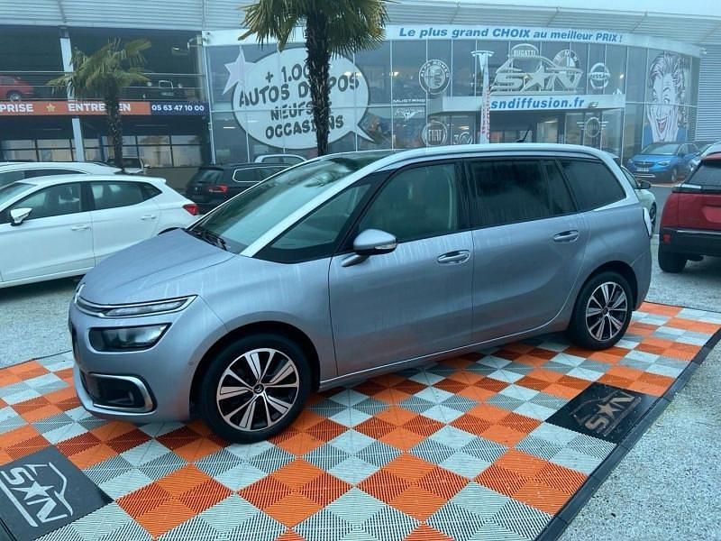 Utilisé 2019 Citroën Spacetourer Shine Van | 15 290 € - Image 1/4