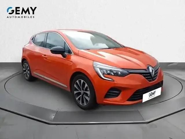 Occasion Renault Clio V 2022 Orange clair Berline