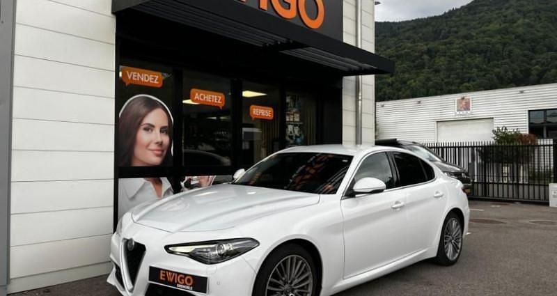 Utilisé 2018 Alfa Romeo Giulia Lusso Berline | 24 880 € (Prix cher) - Image 1/4