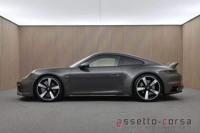 Gris Utilisé 2023 Porsche 992 Sport Coupé | 379 384 € - Image 1/4